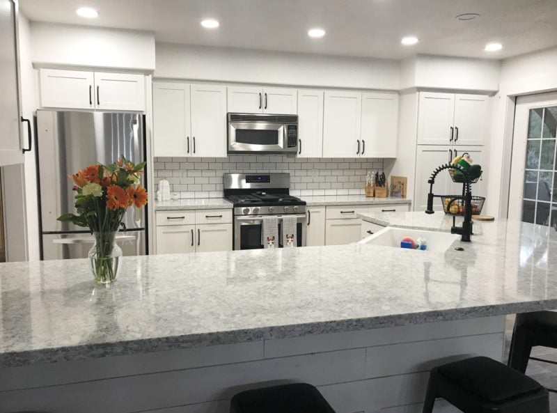 refacing-plus-white-shaker-cabinets.jpg